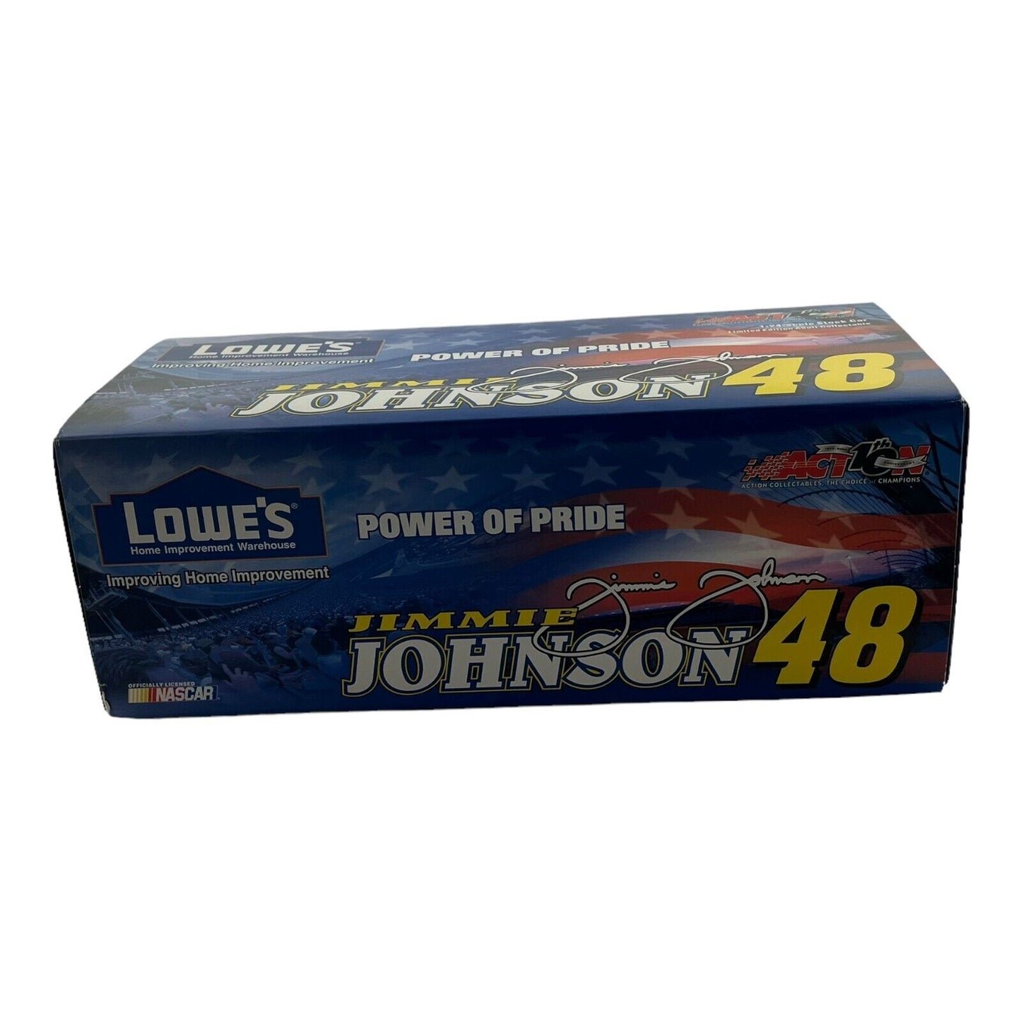 1:24 Scale Jimmie Johnson Lowe's Power of Pride Diecast Vehicle 2002 Action