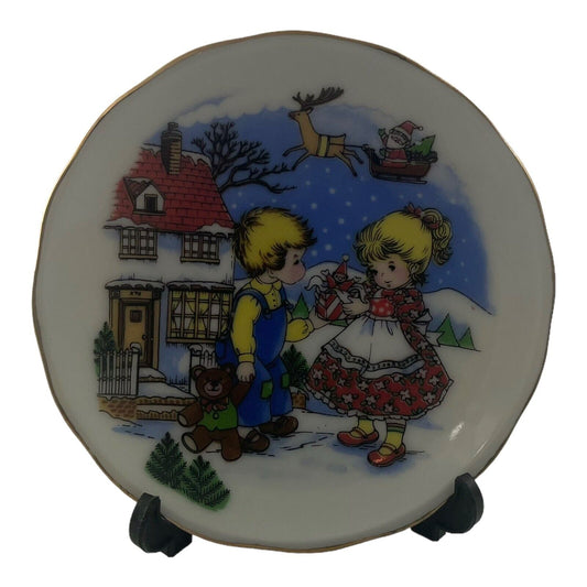 Christmas 3 Inch Vintage Decorative Plate Giving Christmas Gift with Holder